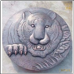 狮子锻铜浮雕
